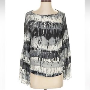 NWT Nicole Miller Artelier Size S long sleeve silk top
